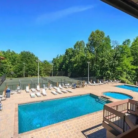 Million Dollar Views! 4 Bedroom, Sleeps 9, Close To National Park And 5 Mi To Gatlinburg! Exterior photo